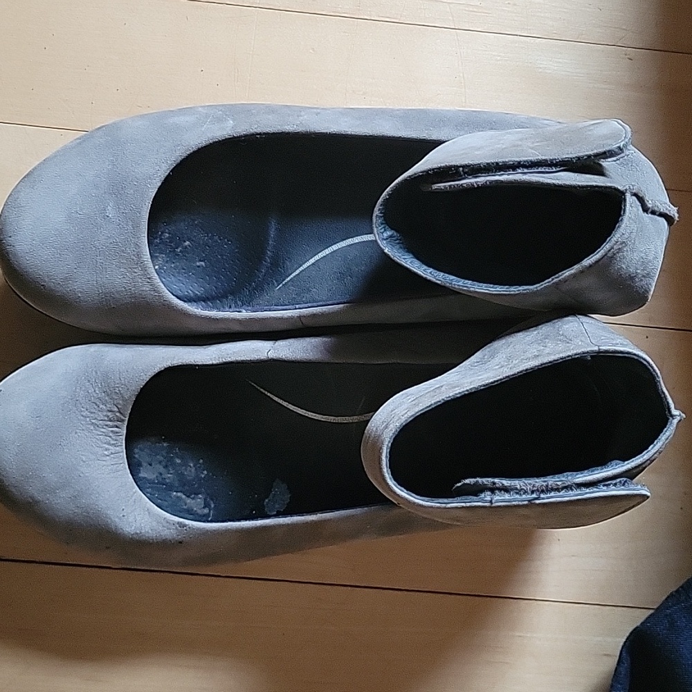 Dansko Grey Suede Ankle Strap Maryjane Ballet Shoe - 36/6 - Picture 8 of 8